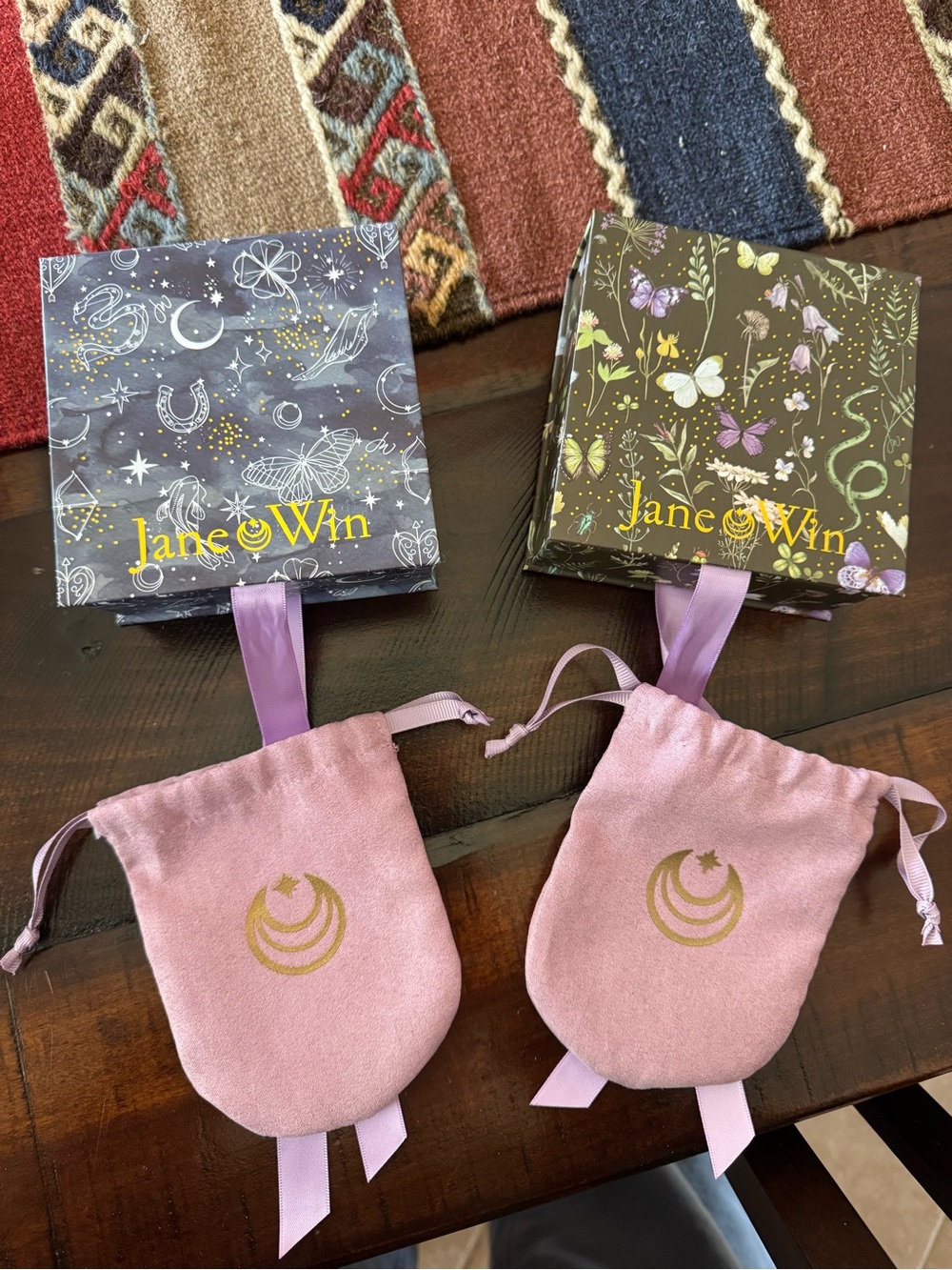 Jane Win Velvet Jewelry Pouches with Decorative Boxes